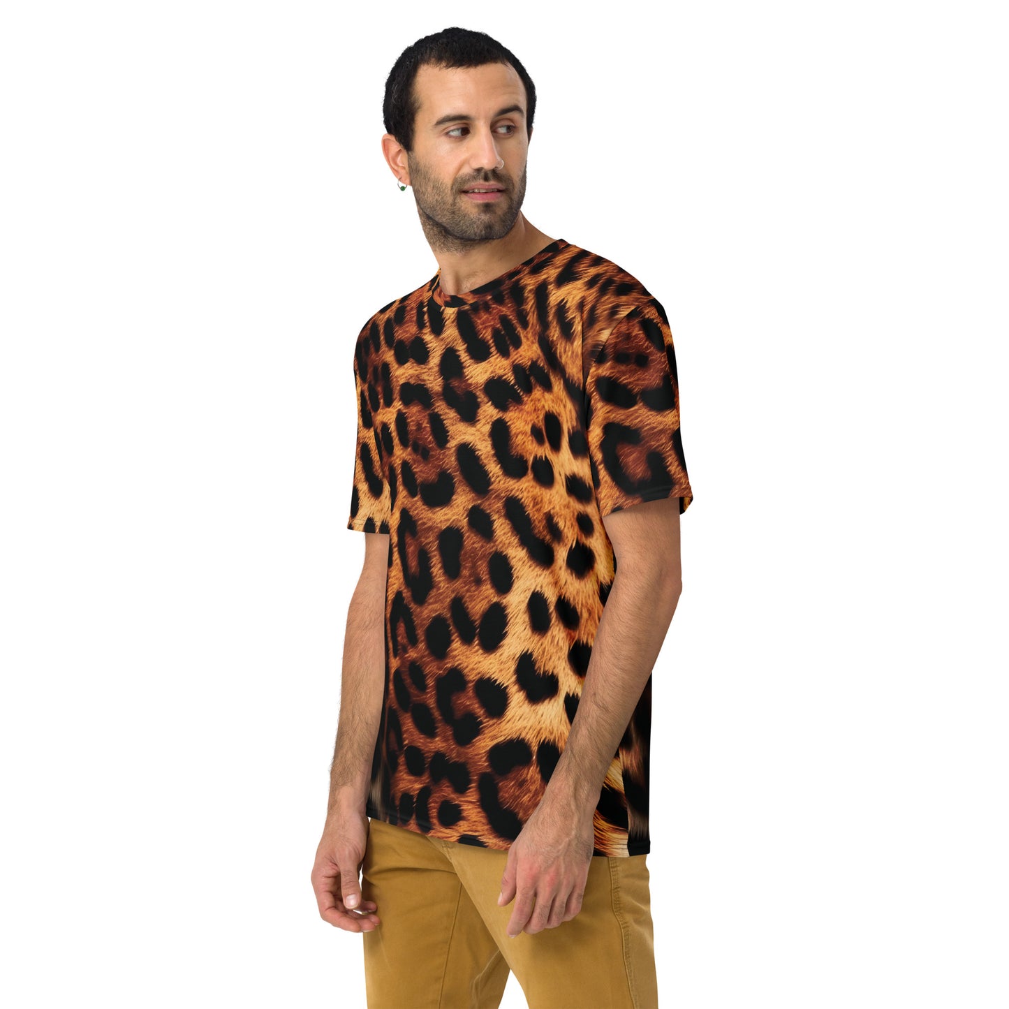 Durable polyester and spandex leopard print t-shirt