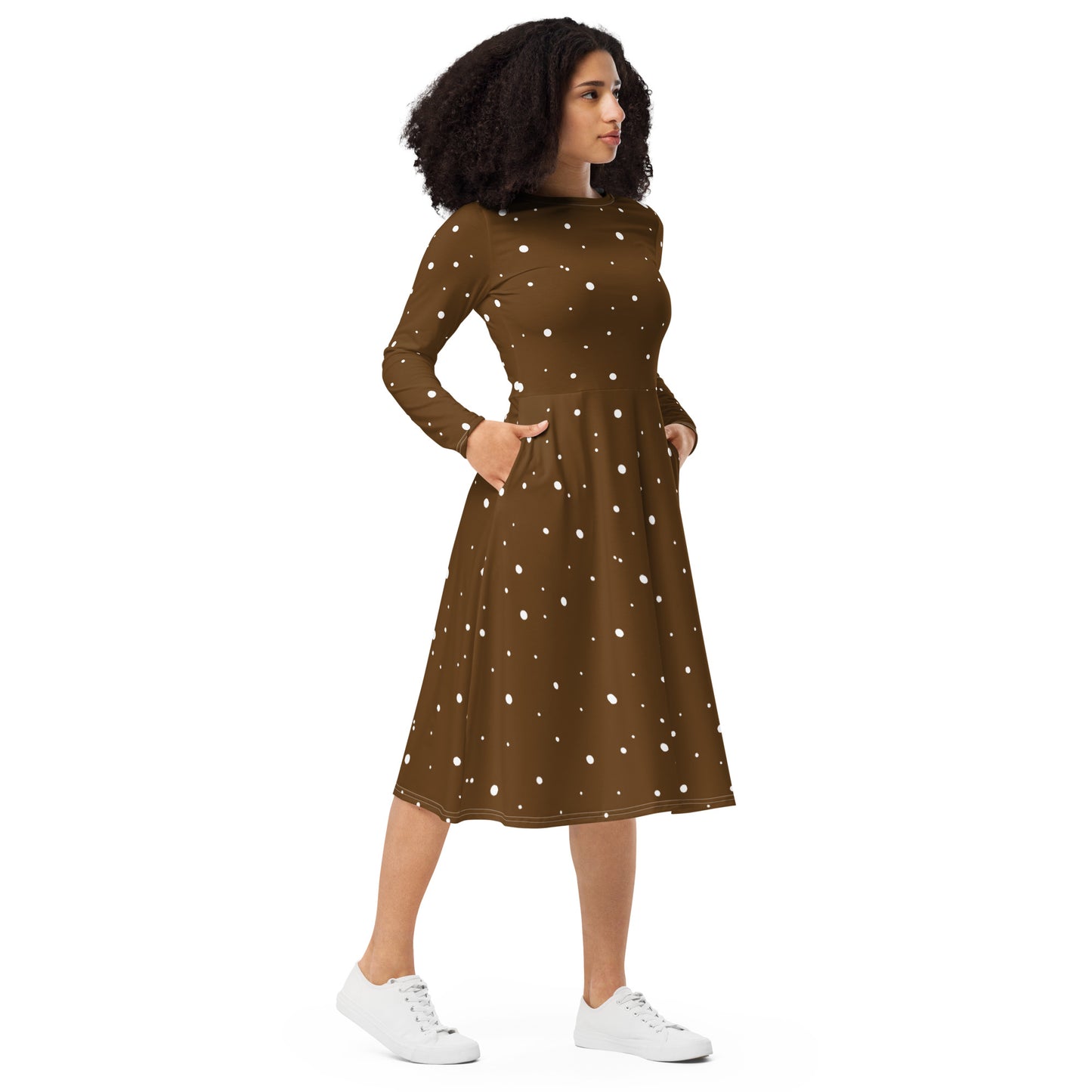Vintage-inspired polka dot dress in brown with white dots