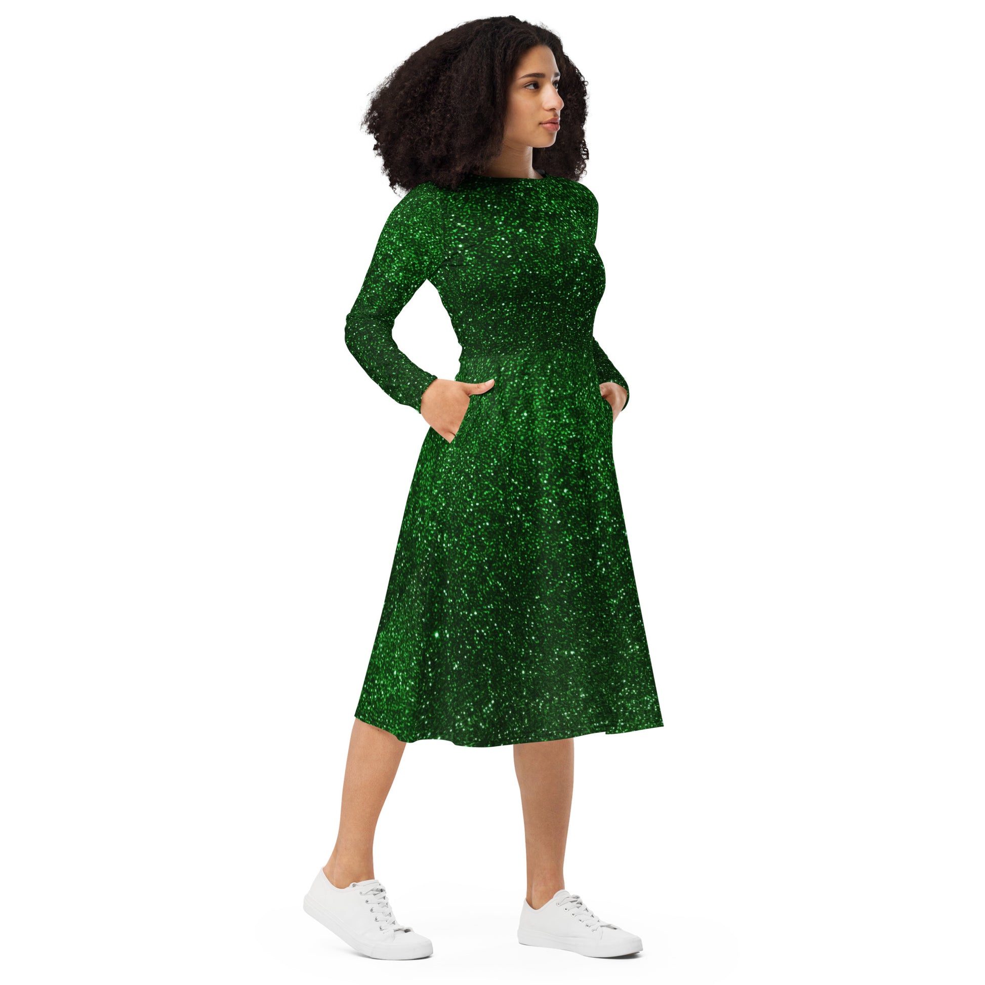 Forest Whispers: Midi Dress with Long Sleeves in Lush Green