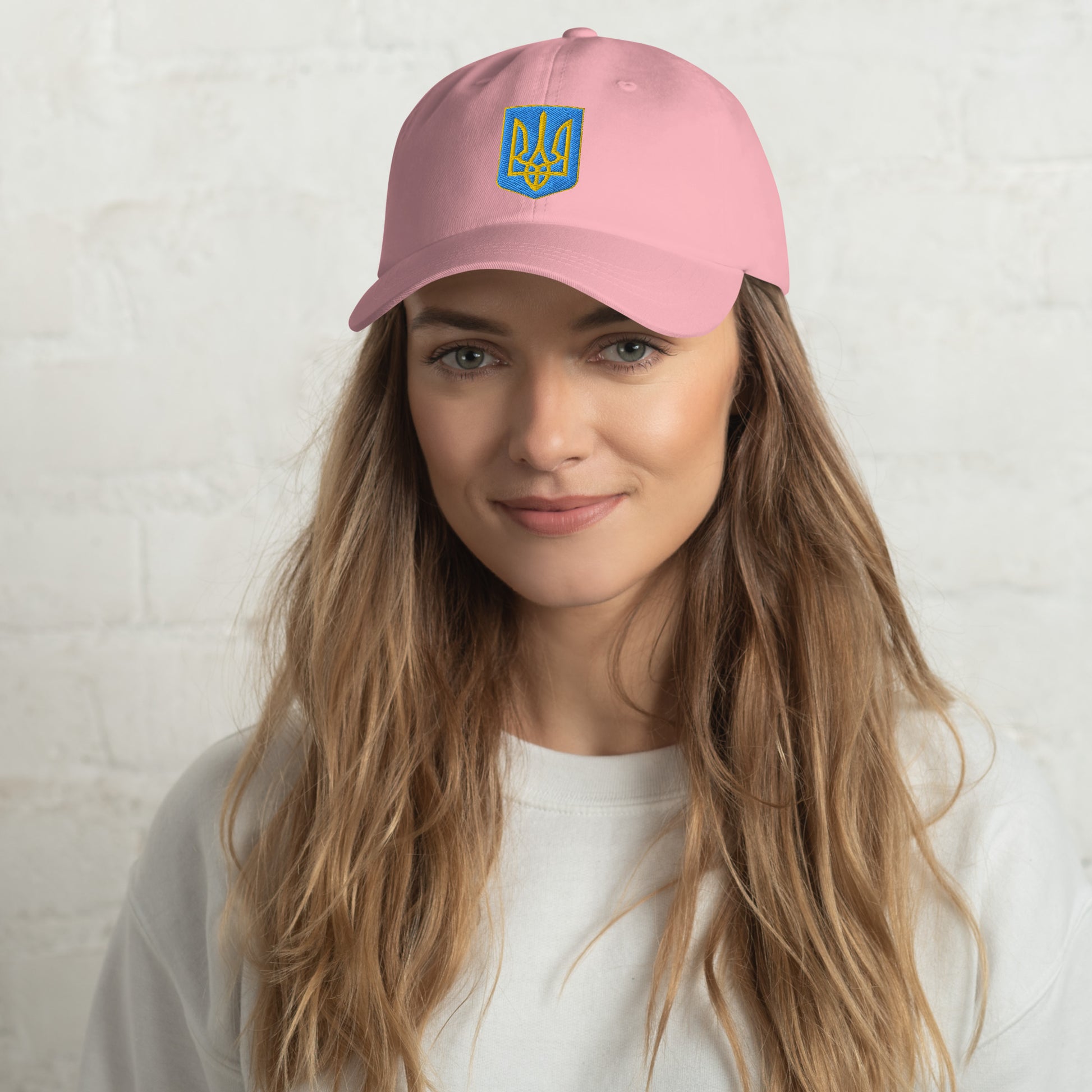Dad Hat to support Ukraine relief efforts