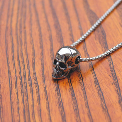 silver men's necklace with skull pendant