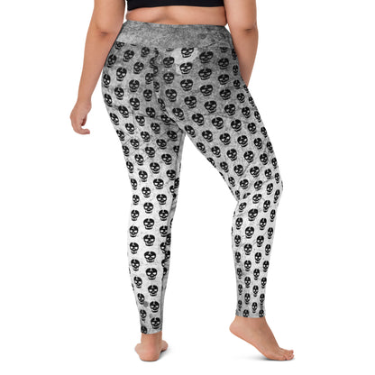 Plus Size Soft Goth Leggings / Goth Yoga Pants / Grey Goth Leggings Outfit With Inside Pocket / Skull Leggings